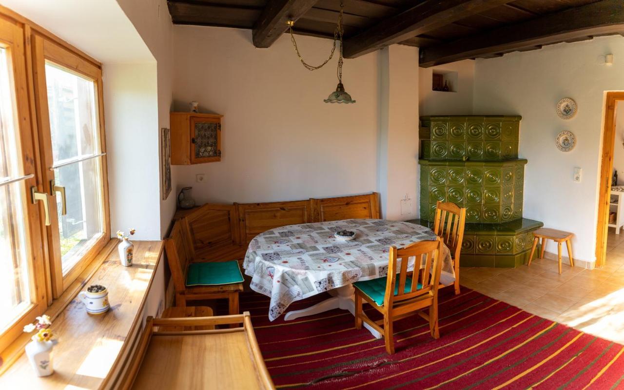 Tulipan Vendeghaz Apartment